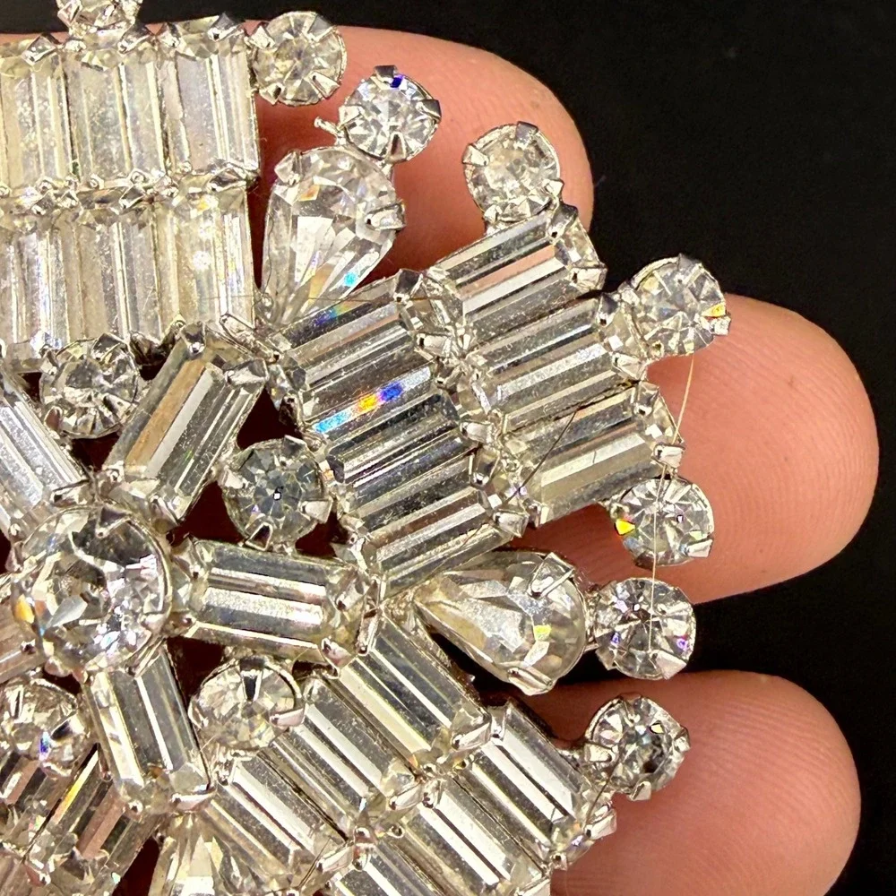 Vintage Kramer NY Brooch Snowflake Clear Rhinestone Baguette Pear Statement